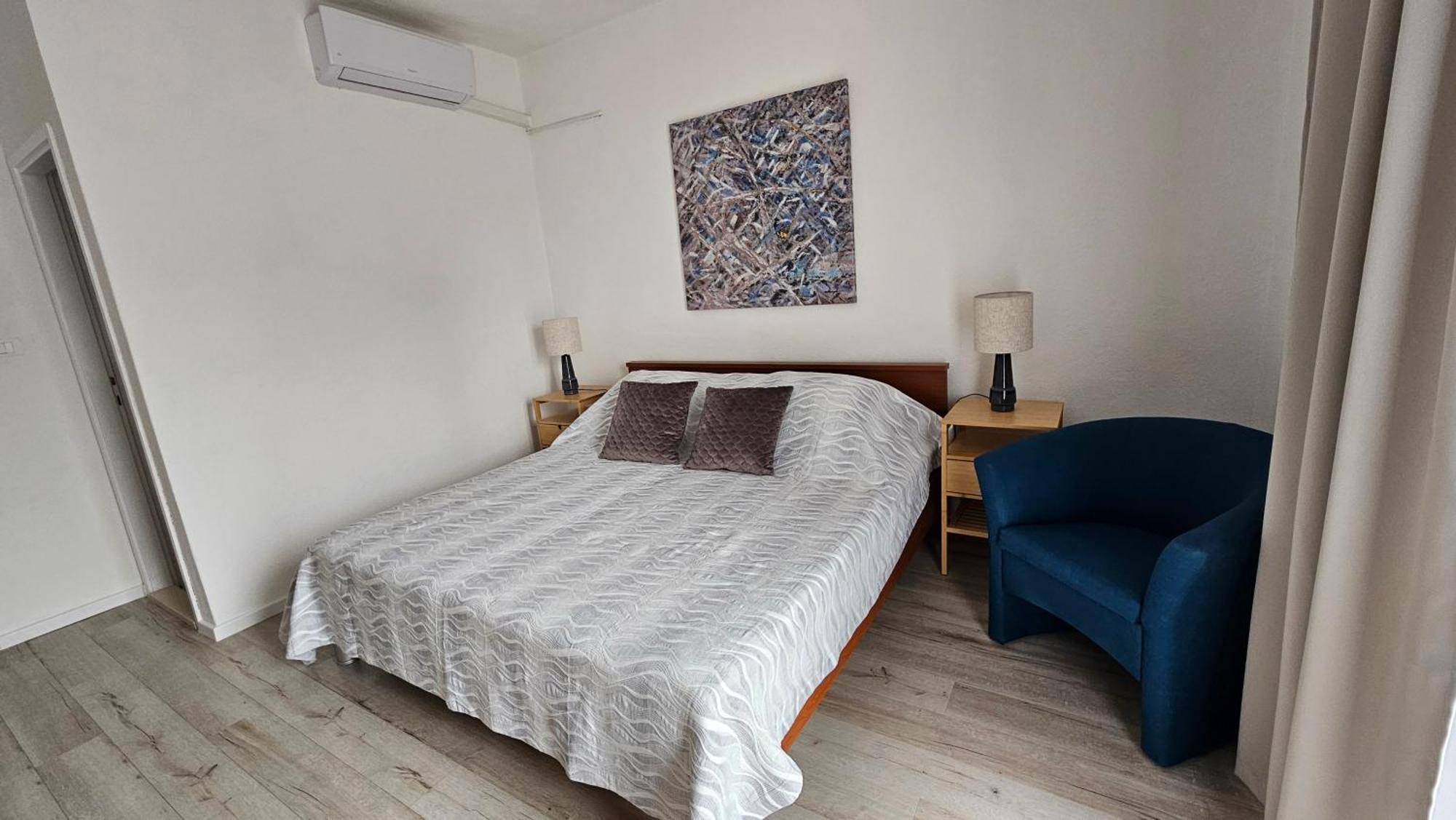 Apartments And Rooms Villa Dona Макарска Екстериор снимка